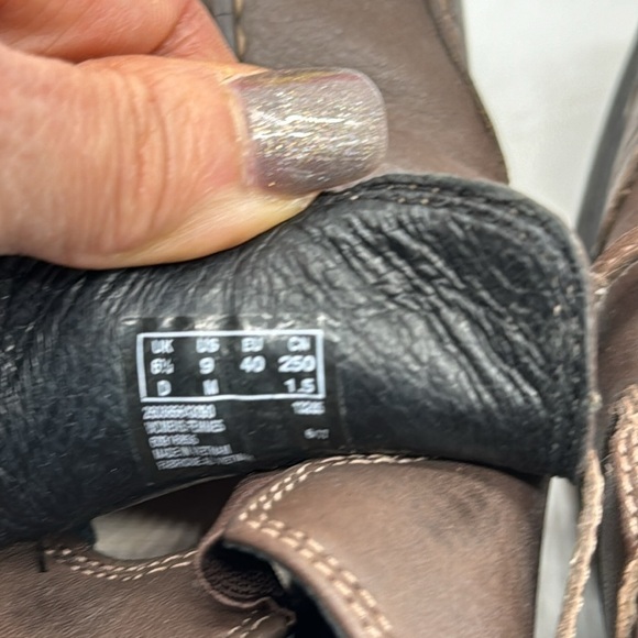 Clarks Brown Leather Loafer Size 9 MCL4814 - Picture 7 of 9